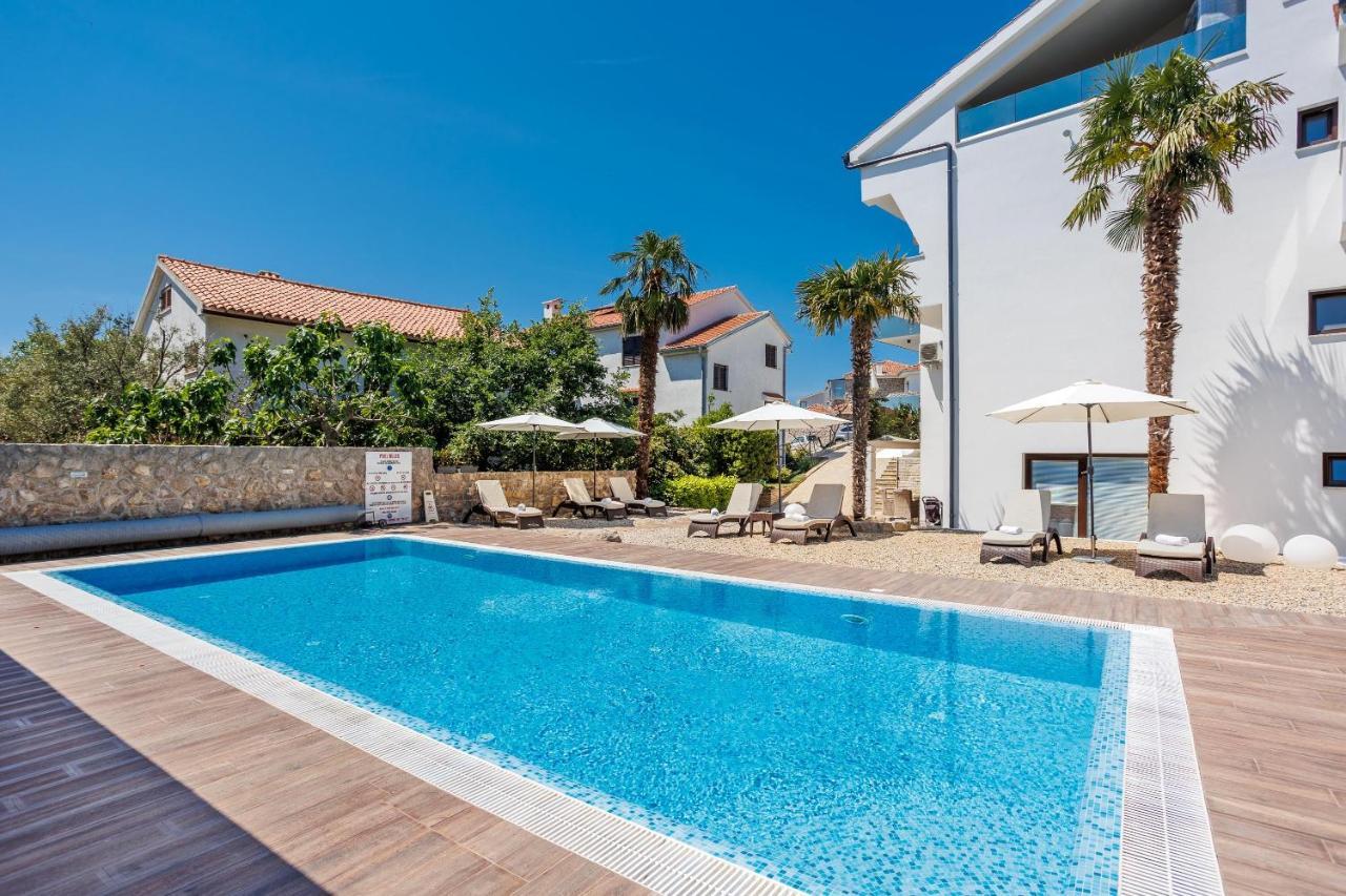 Apartments Petra Krk كرك المظهر الخارجي الصورة